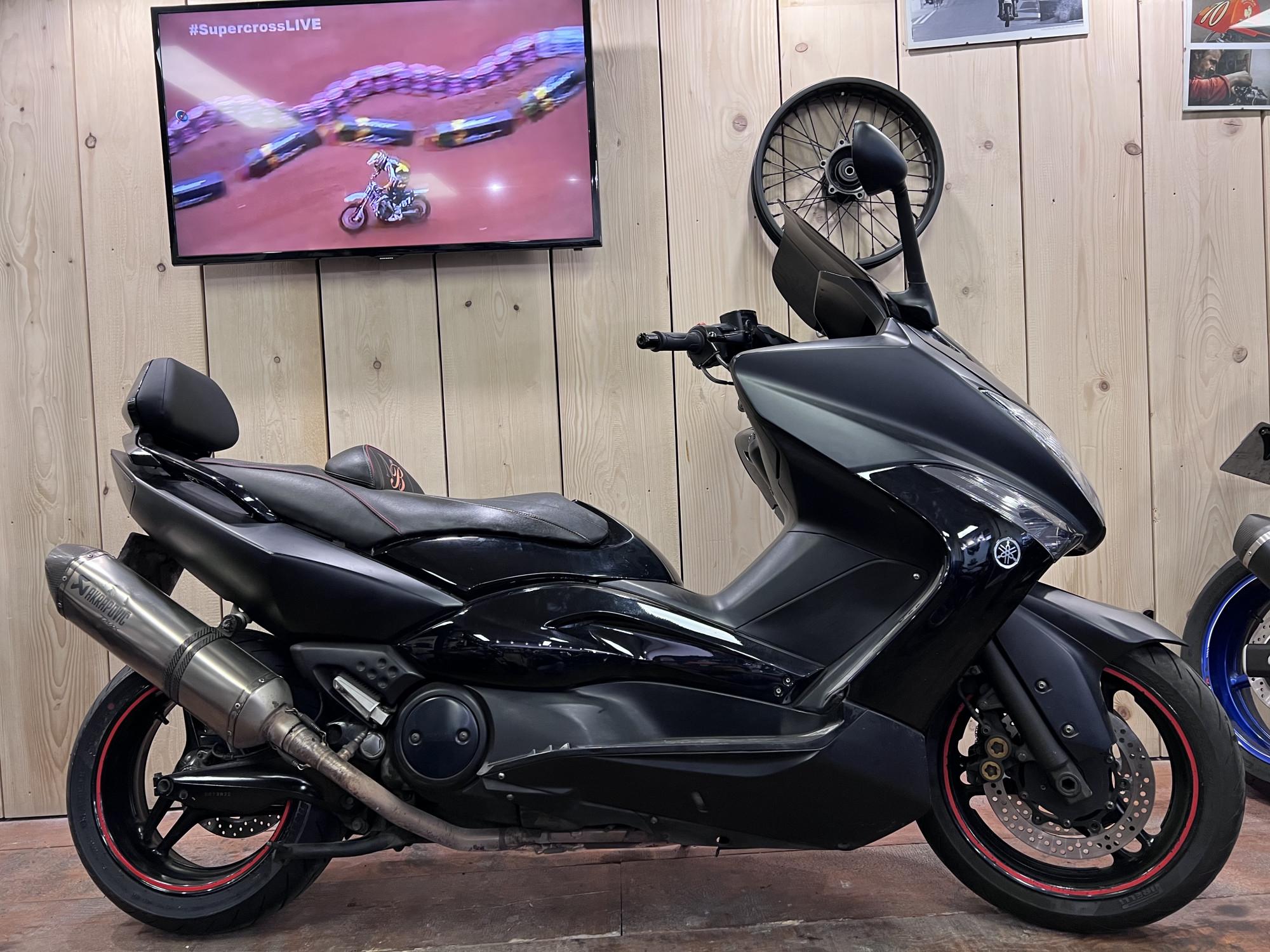 Vendu ! Kawasaki Z 750 R - 4999€ : à découvrir chez Chambourcy Motos 78
