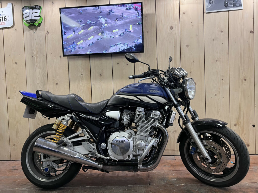 Vendu ! Yamaha XJR 1300 – 2990€
