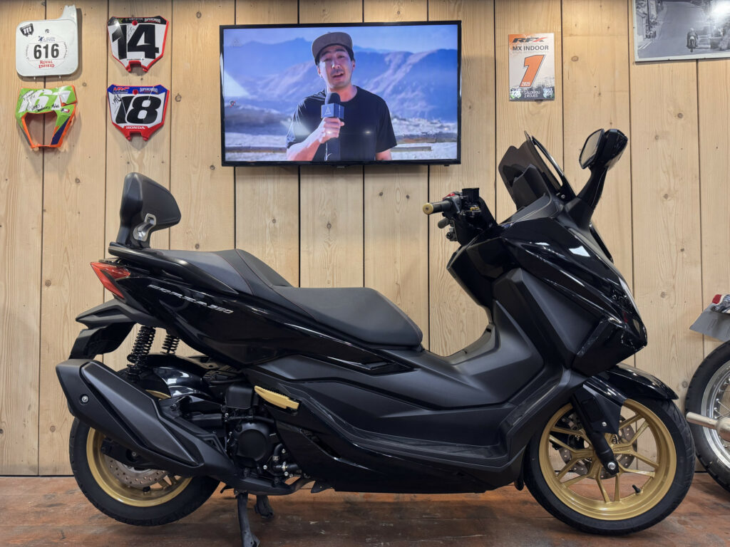 Honda NSS Forza 350 – 5690€