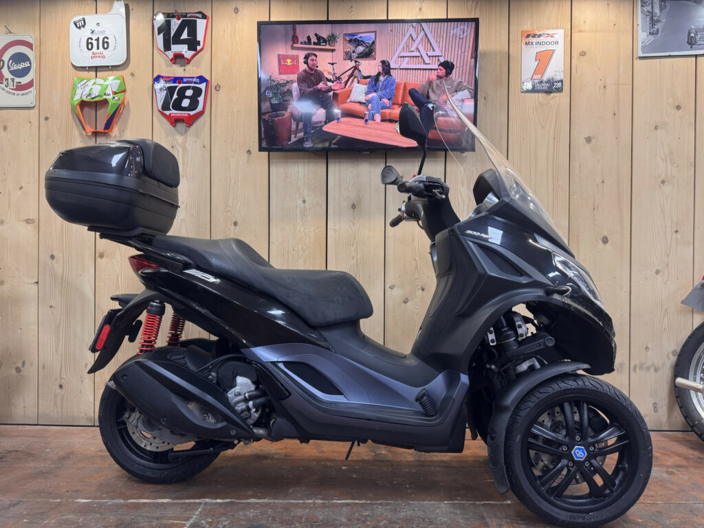 Piaggio MP3 300 HPE ABS ASR – 3190€