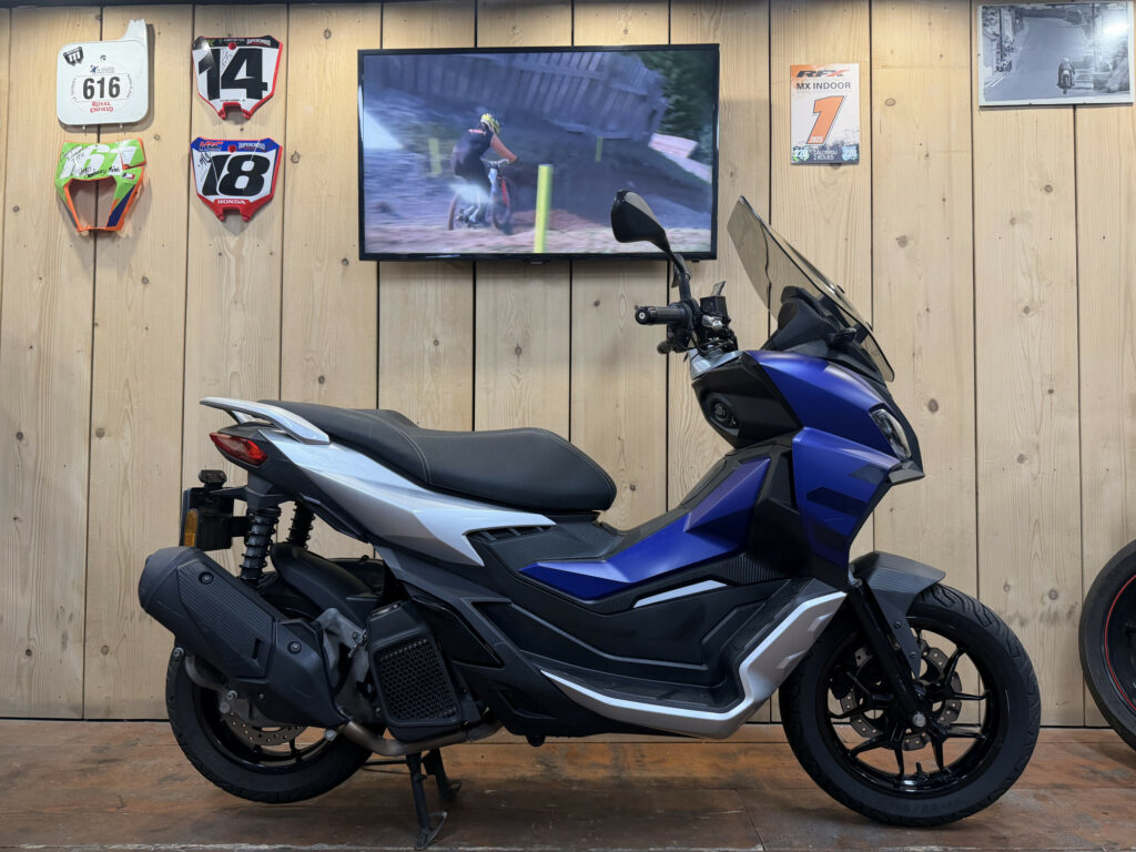 Aprilia SR 125 GT – 1990€
